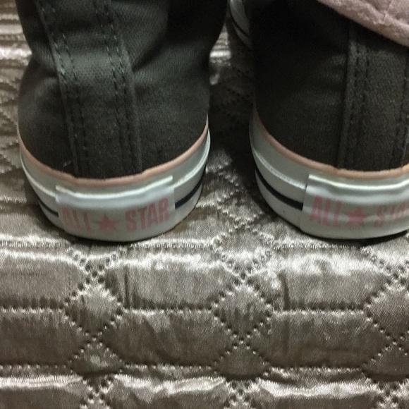 🔥Host Pick Vintage Converse Roll Down Sneakers🔥 - Picture 5 of 7